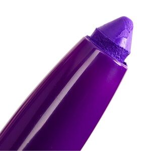 Kat Von D Roxy Everlasting Lip Liner